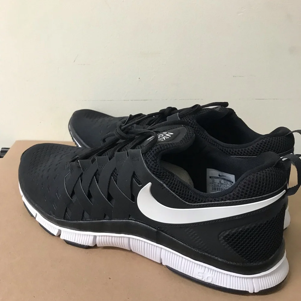 Nike Free Trainer Size 17
